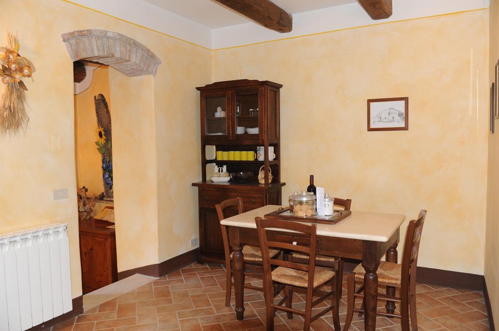 Agriturismo Erta Villa Casole dʼElsa Екстериор снимка