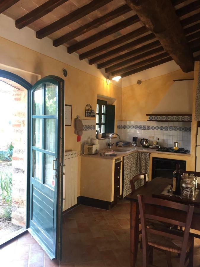 Agriturismo Erta Villa Casole dʼElsa Екстериор снимка